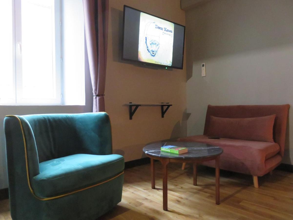 Au Tournebride Apartment Randan Exterior photo